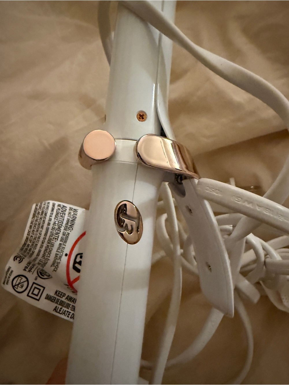 T3 White Curling Wand with Rose Gold Accents - Picture 2 of 2